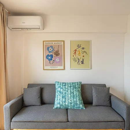 Luxury 2 Ocean View Wifi Free Apartment *